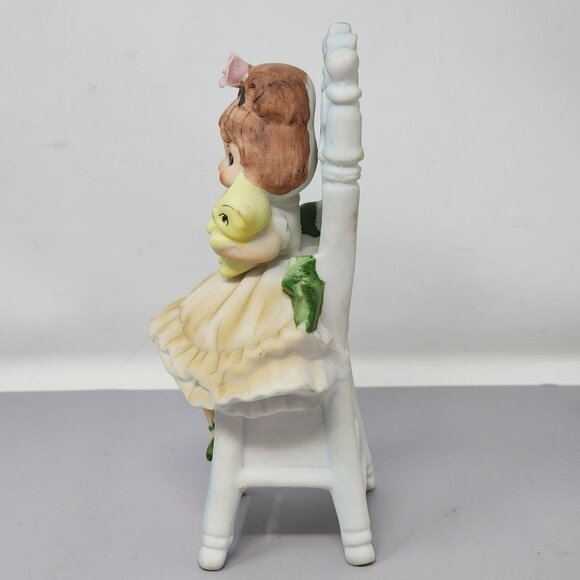 Vintage Lefton Ceramic Girl Figurine With‎ Cat Sitting On Chair - Picture 2 of 10